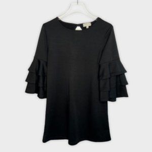 𝙎𝙞𝙢𝙥𝙡𝙮 𝙎𝙤𝙪𝙩𝙝𝙚𝙧𝙣 𝙗𝙡𝙖𝙘𝙠 𝙧𝙪𝙛𝙛𝙡𝙚 𝙨𝙡𝙚𝙚𝙫𝙚 𝙙𝙧𝙚𝙨𝙨 𝙎